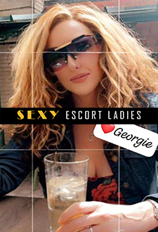 Georgie - English Party Girl Escort