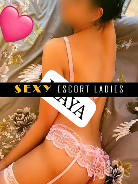Maya - Petite Busty Indian GFE Escort