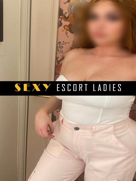 Vanessa - Naughty English Busty Escort
